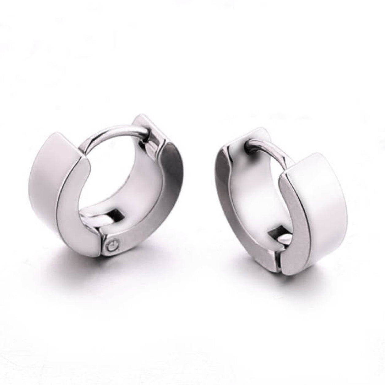 SIMPLE SILVER